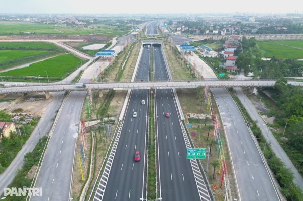 Công trình biểu trưng quốc gia: Không nên chỉ đua quy mô hay chiều cao