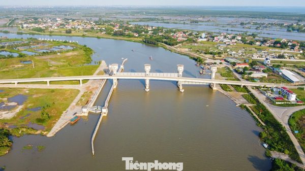 Công trình ngăn mặn, giữ ngọt lớn nhất miền Trung