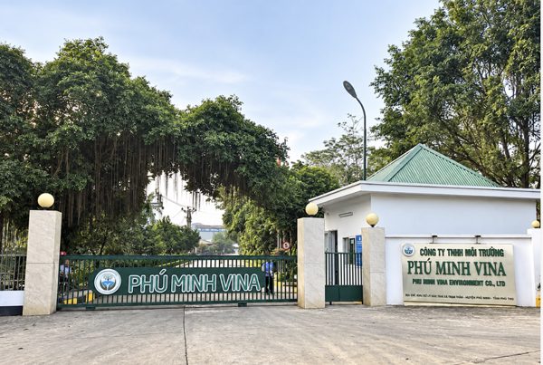 Công ty Phú Minh Vina chở hơn 12.000 tấn chất thải đi đổ trái phép ở Hà Nội và Phú Thọ