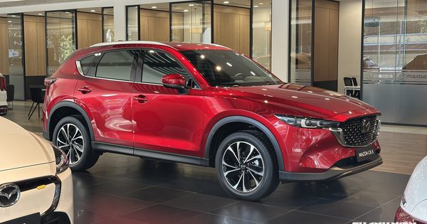 Crossover cỡ trung tại Việt Nam đua giảm giá mùa cuối năm