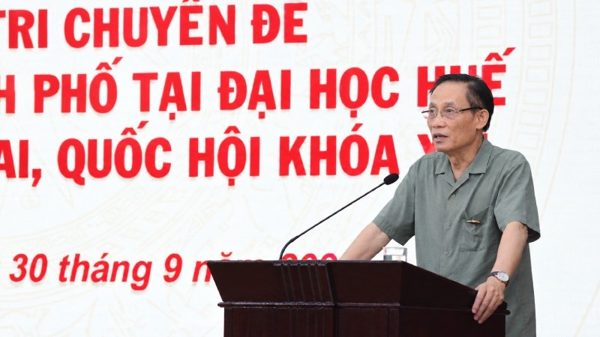 Cử tri Đại học Huế kiến nghị tháo gỡ những vướng mắc về giáo dục đại học