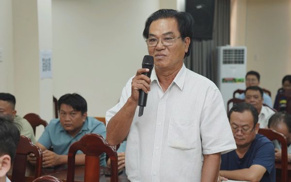 Cử tri TP.HCM kiến nghị nghiên cứu giải pháp chống ngập, xử lý lấn chiếm lòng lề đường