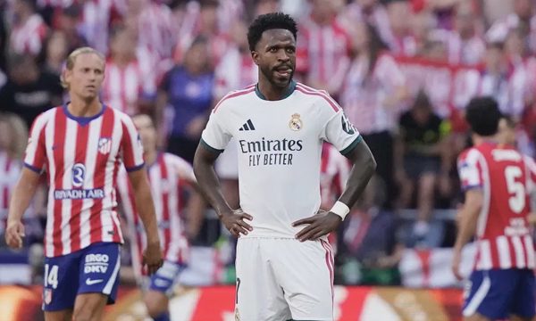 Cú trượt giá 70 triệu euro của Vinicius