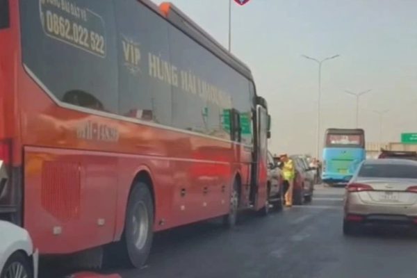 Cục CSGT thông tin nguyên nhân vụ tai nạn 7 ô tô "dồn toa"