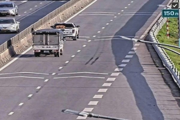 Cục CSGT tiếp tục xử lý tài xế không giữ khoảng cách an toàn trên cao tốc