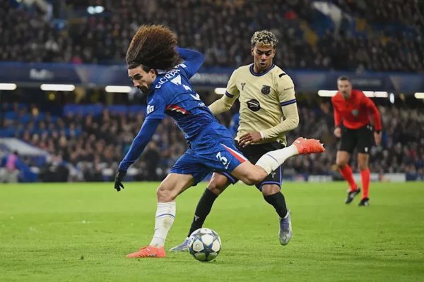 Cucurella - giải pháp áp chế Yamal ở El Clasico?