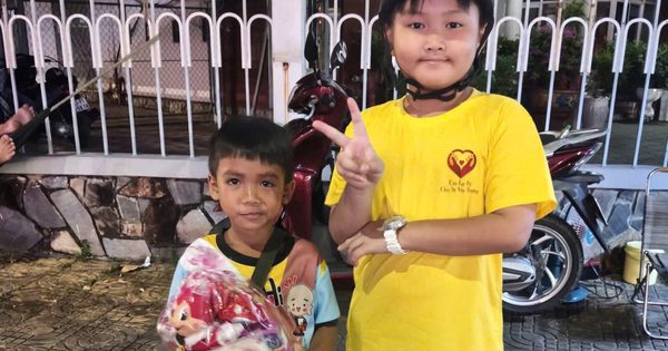 Cùng con học cách sẻ chia