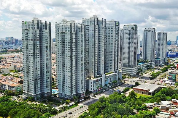 Cùng một tuyến đường ở TPHCM, giá chung cư chênh nhau gần gấp đôi