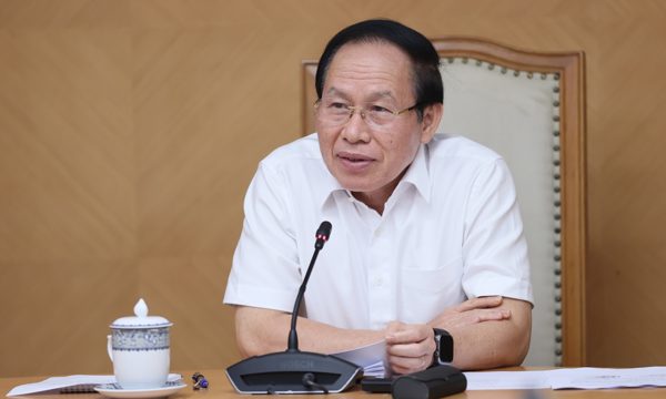 Cung ứng sách giáo khoa như mặt hàng thiết yếu, không đặt nặng lợi nhuận