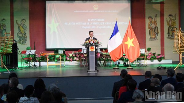 Cùng vun đắp quan hệ Việt Nam-Pháp trong giai đoạn phát triển mới
