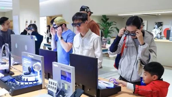 Cuộc đua trí tuệ nhân tạo và bài toán quản trị toàn cầu
