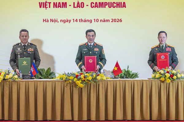 Cuộc gặp thường niên giữa Bộ trưởng Quốc phòng Việt Nam - Lào - Campuchia