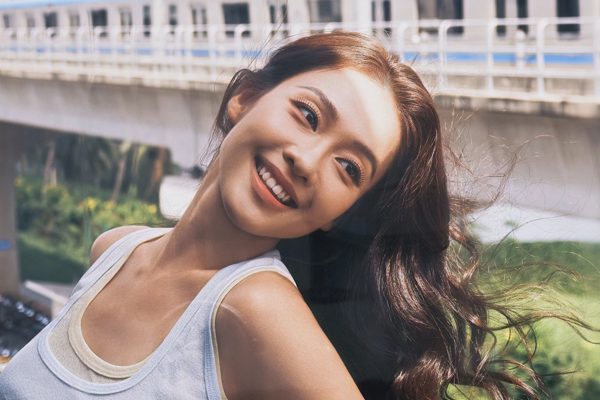 Cuộc sống kín tiếng của Khả Ngân trước khi được Nhan Phúc Vinh cầu hôn