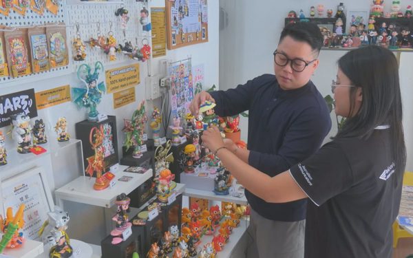 Cuộc thi Lan tỏa năng lượng tích cực 2026: Chàng trai mang văn hóa dân tộc vào Art Toy