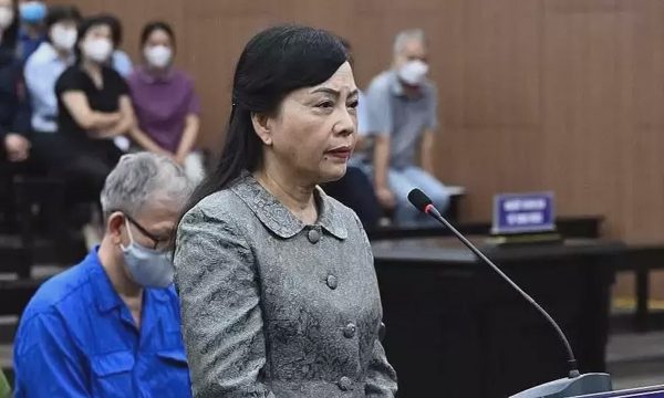 Cựu bộ trưởng Kim Tiến muốn nộp 1,1 tỷ đồng 'hỗ trợ' các đồng nghiệp khắc phục hậu quả