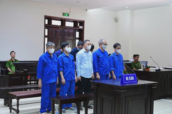 Cựu Bộ trưởng Kim Tiến và 9 bị cáo cùng được giảm án trong phiên phúc thẩm