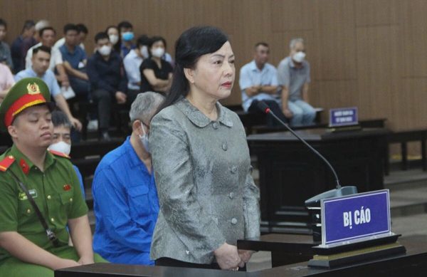 Cựu Bộ trưởng Nguyễn Thị Kim Tiến được giảm còn 3 năm tù