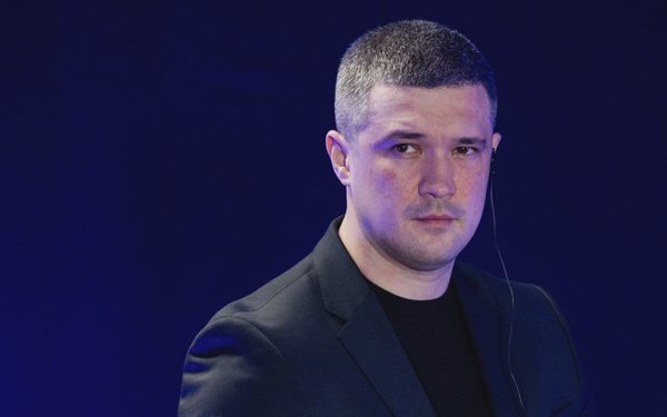 Cựu Bộ trưởng Quốc phòng Ukraine chưa đe dọa được ông Zelensky