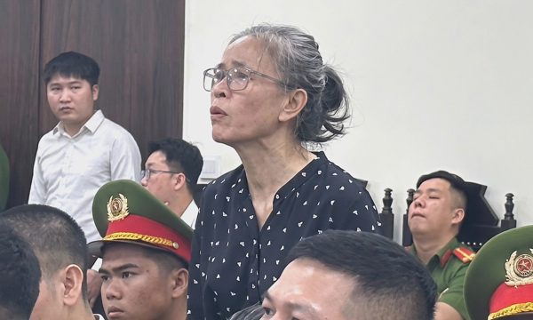 Cựu chi cục trưởng nhận tiền của công ty sữa giả: 'Tôi đâu có đòi'