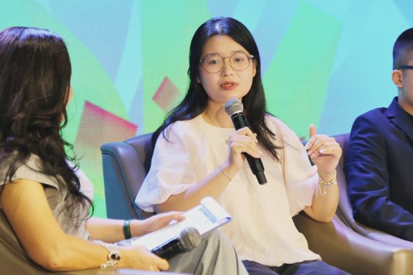 Cựu du học sinh châu Âu chia sẻ lựa chọn ở lại hay về nước sau tốt nghiệp