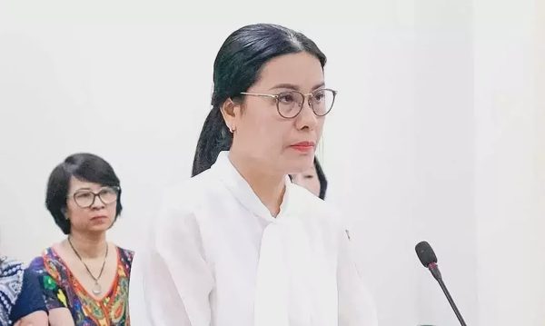 Cựu hiệu trưởng có 8 luật sư bào chữa khi kháng cáo vụ 'thu sai tiền dạy thêm'