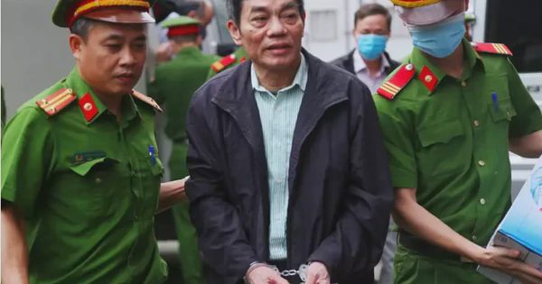 Cựu lãnh đạo Tổng công ty Thép Việt Nam duyệt gói thầu 160 triệu USD dù được chào giá 116 triệu USD