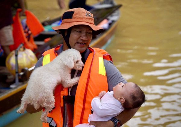 Cứu người, giúp đời là lẽ sống