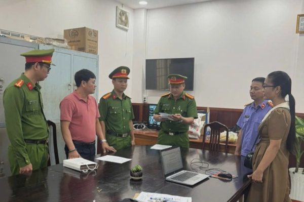Cựu nhân viên ngân hàng lừa đảo hơn 73 tỷ đồng