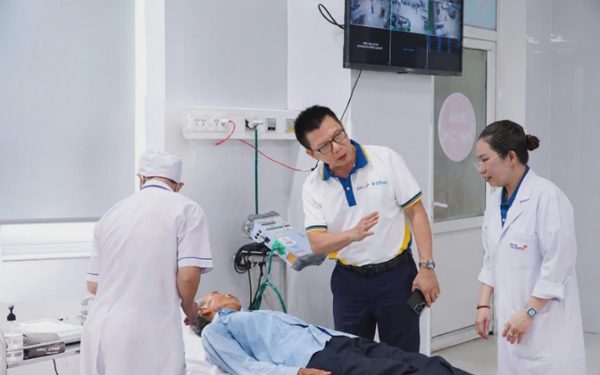 Cứu sống bệnh nhân nhồi máu cơ tim cấp tại buổi khám từ thiện ở Quảng Ngãi