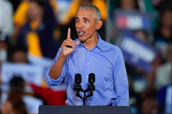 Cựu Tổng thống Obama tái xuất, dồn sức cho đảng Dân chủ tại hai bang chiến địa