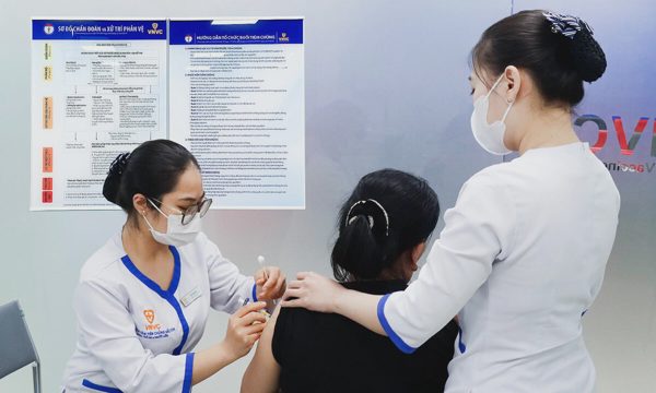 Đã mắc sốt xuất huyết hai lần có cần tiêm vaccine?