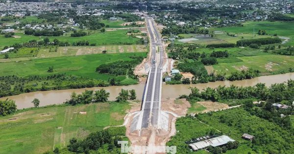 Đà Nẵng: Cầu đã xong, sao người dân chật vật đi vòng?