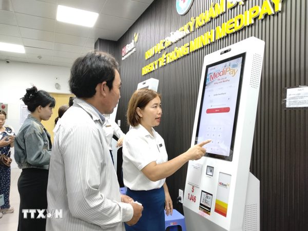 Đà Nẵng đẩy mạnh chuyển đổi số, hướng tới bệnh viện không giấy tờ