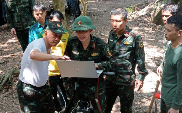 Đà Nẵng đưa máy ra đa xuyên đất lên núi Hòn Tàu tìm hài cốt liệt sĩ