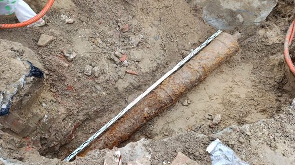 Đà Nẵng phát hiện khẩu súng thần công dài gần 3m tại Thành Điện Hải