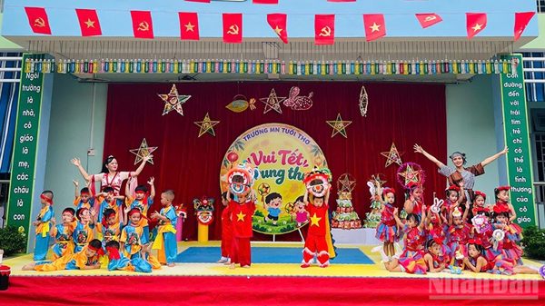 Đà Nẵng: Rộn ràng Tết Trung thu tại các trường học