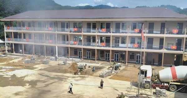 Đà Nẵng: Thầy cô trường miền núi 'chạy đua' lo chỗ học, chỗ ở cho học sinh