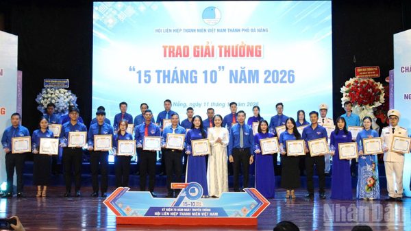 Đà Nẵng: Trao giải thưởng cho 70 thủ lĩnh thanh niên tiêu biểu