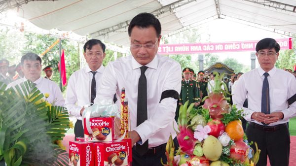 Đà Nẵng truy điệu, an táng 14 hài cốt liệt sĩ tại Nghĩa trang liệt sĩ Hội An