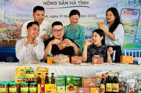 Đặc sản Hà Tĩnh lên phiên chợ số