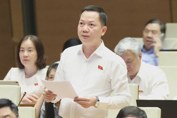 Đại biểu Quốc hội đề nghị đánh giá lại việc tổ chức kỳ thi tốt nghiệp THPT