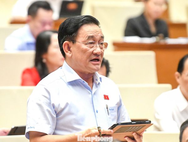 Đại biểu Quốc hội: Tiền điện, tiền ăn tăng, dân còn gì để dành?