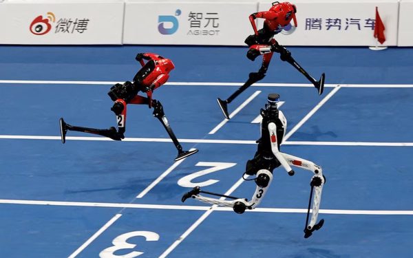 Đại công xưởng 'Robot chế tạo Robot' của Trung Quốc: Vì sao họ bứt phá?