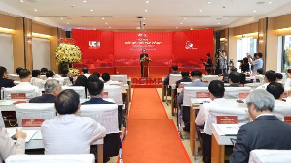 Đại học cần gắn nghiên cứu khoa học với những bài toán thực tiễn