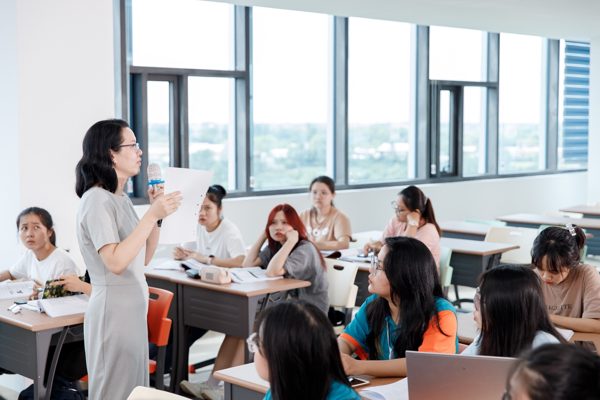 Đại học công duy nhất có doanh thu hơn 2.200 tỷ đồng, chi đậm vẫn dư gần 600 tỷ