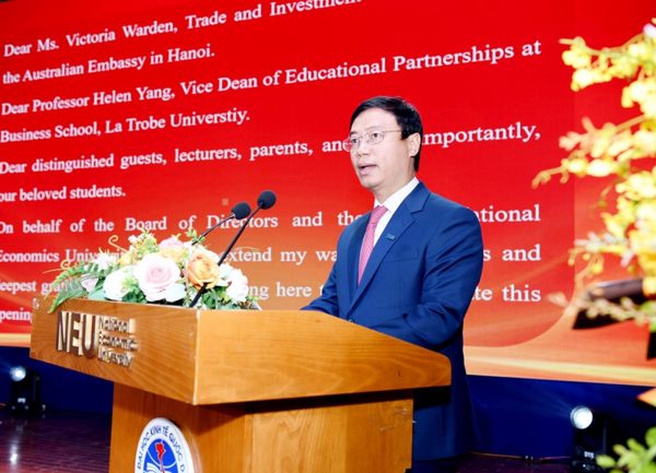 Đại học Kinh tế Quốc dân khai giảng Chương trình cử nhân quốc tế, liên kết Đại học La Trobe