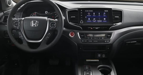 Đại lý nhập túi khí giả từ Trung Quốc, lắp trên xe Honda bán cho khách