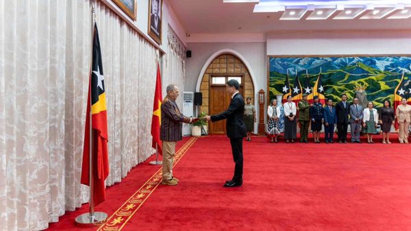 Đại sứ Việt Nam trình Quốc thư lên Tổng thống Timor-Leste