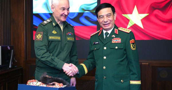 Đại tướng Phan Văn Giang hội kiến Bộ trưởng Quốc phòng Nga