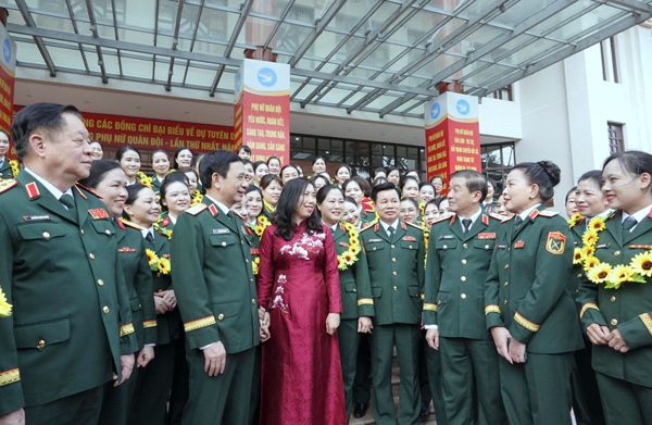 Đại tướng Phan Văn Giang: Không thu hẹp cơ hội cống hiến của phụ nữ Quân đội